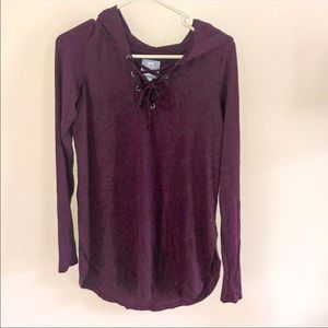 Aerie women’s sweater w/ hood